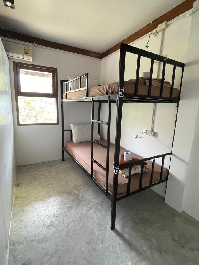 HOTEL PRANEE BUNGALOW | KOH TAO, THAILAND | SEASON DEALS FROM $37